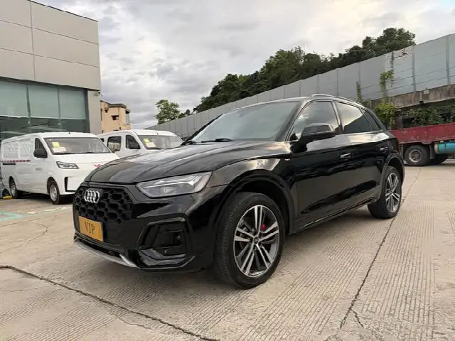Audi Q5L 2024, 30 000 км