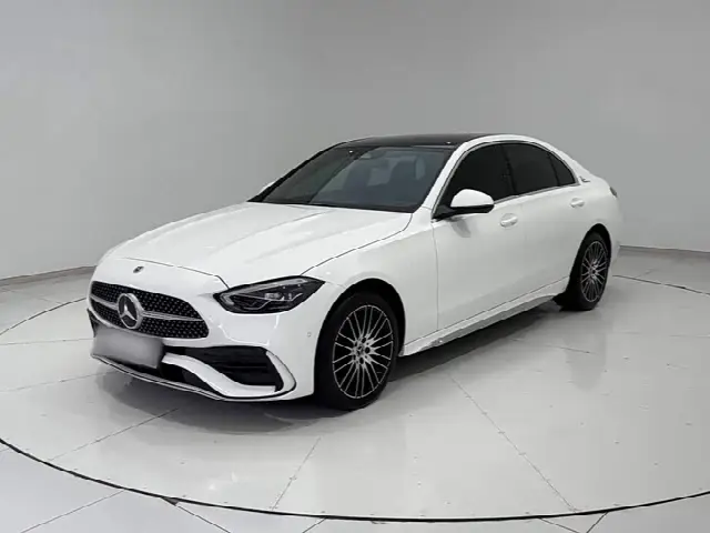 Mercedes-Benz C-Class 2024, 26 100 км