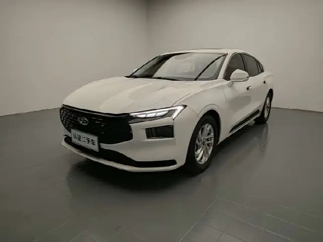 Ford Mondeo 2022, 10 900 км