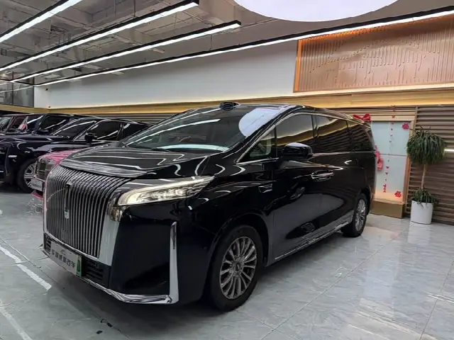 Wey 80 Hybrid 2025, 32 000 км