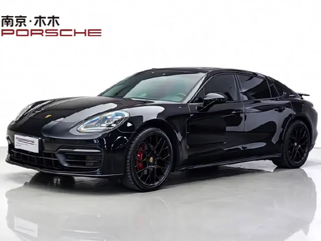 Porsche Panamera 2022, 49 000 км