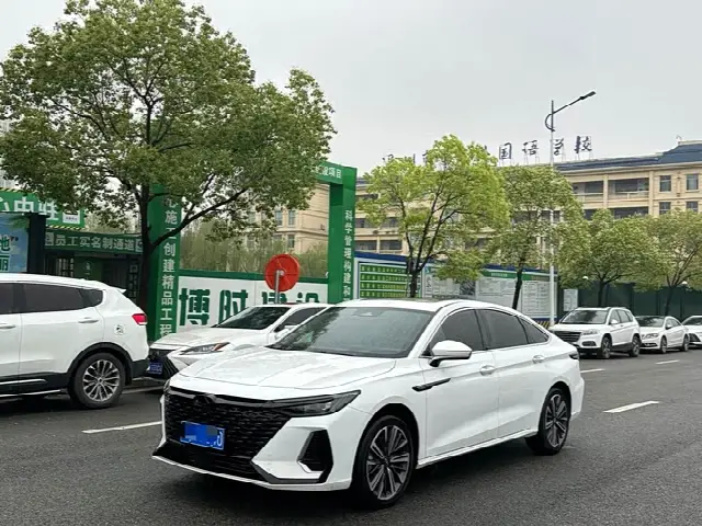 Chery Arrizo 8 2025, 10 000 км