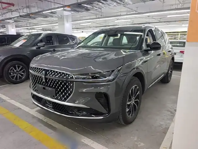 Lincoln Nautilus 2026, 2 700 км