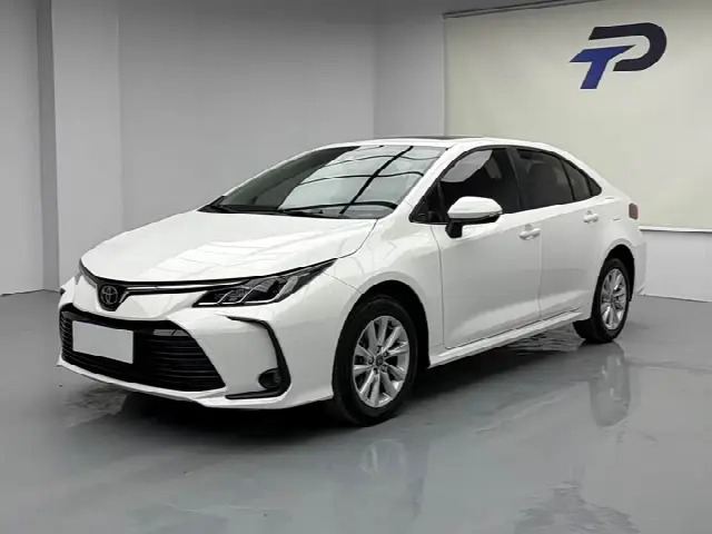 Toyota Corolla 2023, 19 000 км