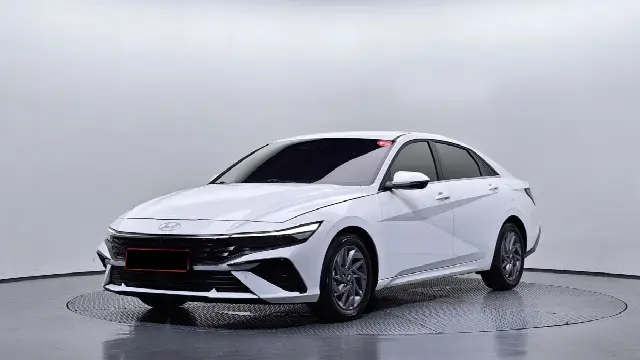 Hyundai Avante 2023, 54 108 км