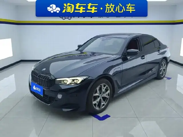 BMW i3 2024, 44 400 км