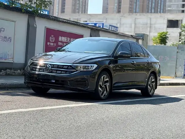 Volkswagen Sagitar L 2023, 18 000 км