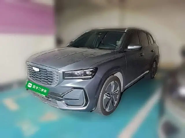 Geely Monjaro L Hybrid 2022, 24 600 км