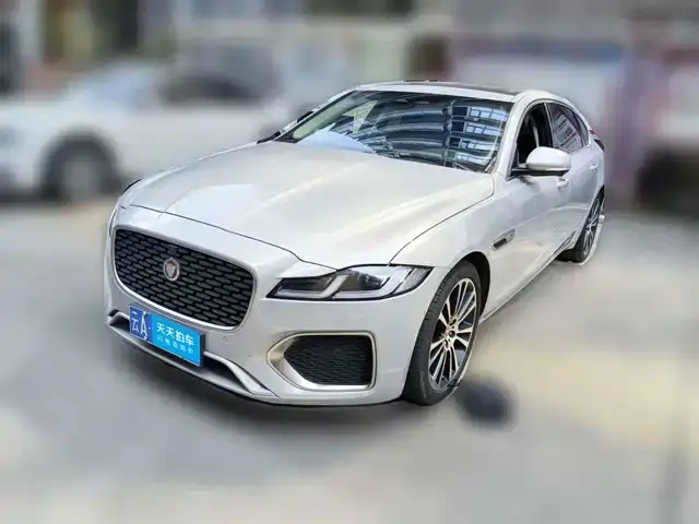 Jaguar XF L 2024, 26 230 км
