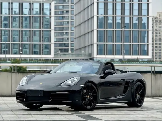 Porsche 718 2022, 9 000 км