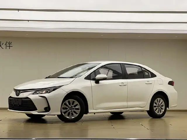 Toyota Corolla 2021, 42 000 км