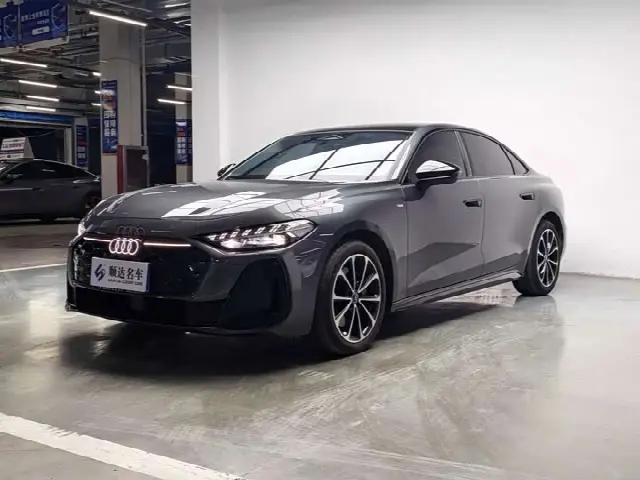 Audi A5L 2026, 6 800 км