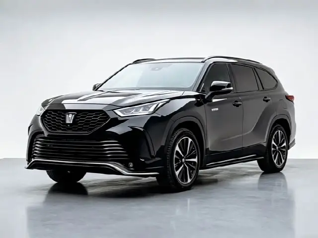 Toyota Crown Kluger 2023, 31 000 км