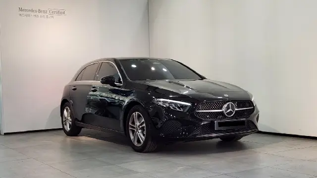 Mercedes-Benz A-Class 2019, 1 100 км