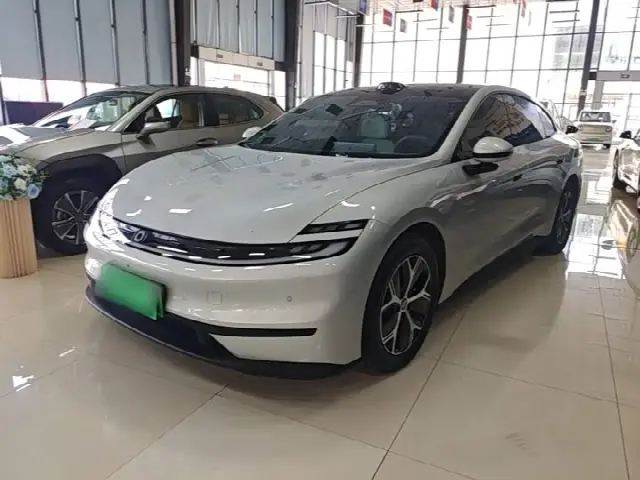 Changan Qiyuan (Nevo) A06 2026, 9 900 км