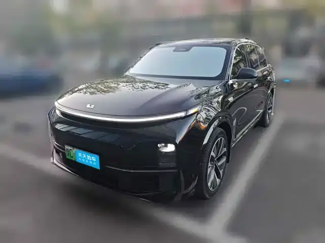 LiXiang L9 2023, 76 800 км