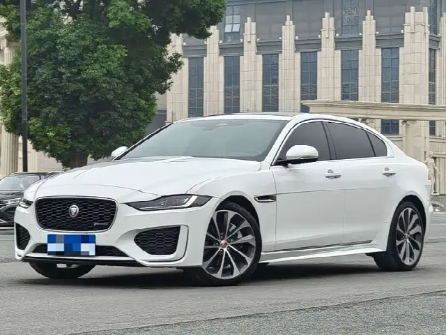 Jaguar XE L 2022, 36 000 км
