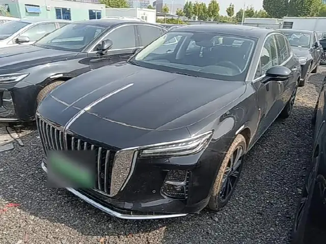 Hongqi H5 Hybrid 2025, 15 200 км