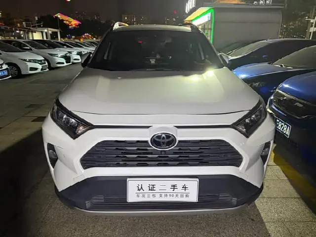Toyota RAV4 2022, 57 000 км
