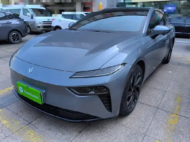Dongfeng Yipai eπ 007 2024, 27 600 км