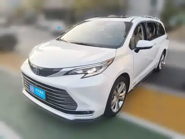 Toyota Sienna 2023, 63 400 км