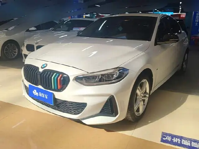 BMW 1 Series 2021, 65 600 км