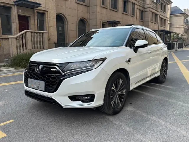 Honda UR-V 2023, 35 000 км