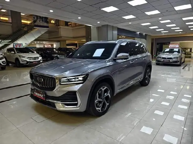 Geely Monjaro 2021, 24 400 км