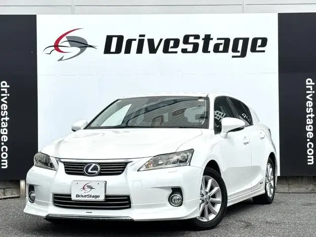 Lexus CT 2011, фото из объявления