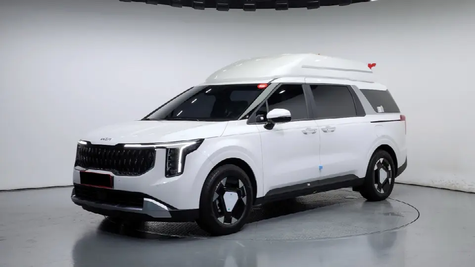 Kia Carnival 2023, арт. KR-1491946 — фото 1
