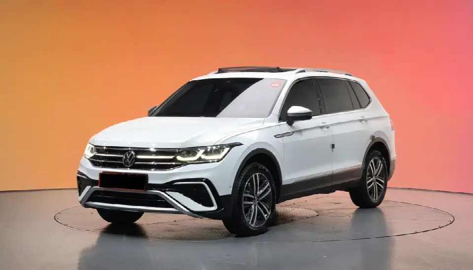 Volkswagen Tiguan 2018, арт. KR-1780836 — фото 1