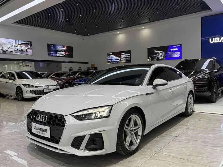 Audi A5 2022, арт. CN-1906821 — фото 1