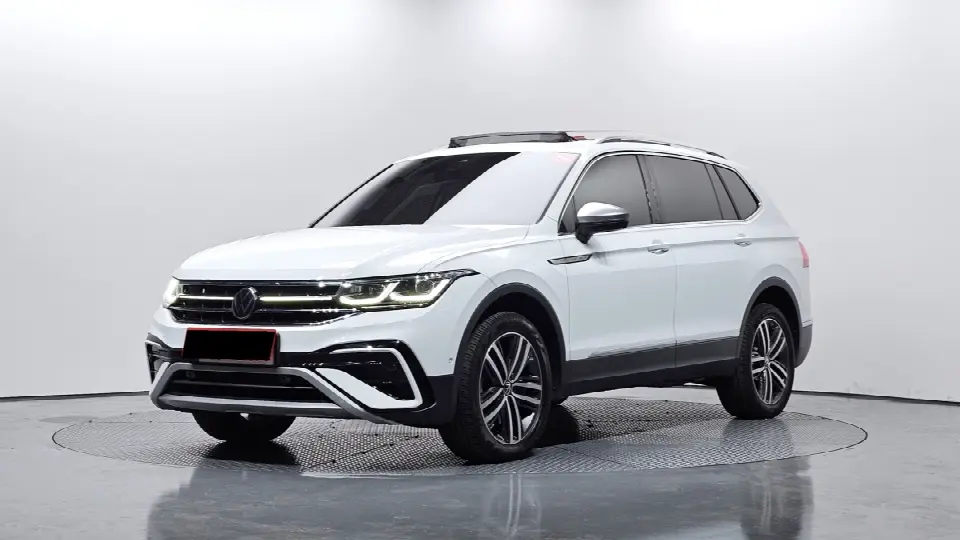 Volkswagen Tiguan 2018, арт. KR-1922471 — фото 1