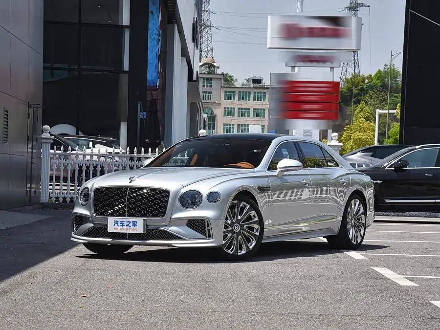 Bentley Flying Spur Hybrid 2026, арт. CN-1963579 — фото 1