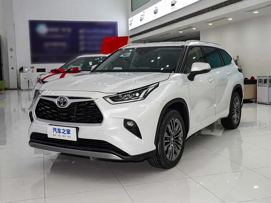 Toyota Highlander 2026, арт. CN-1965021 — фото 1