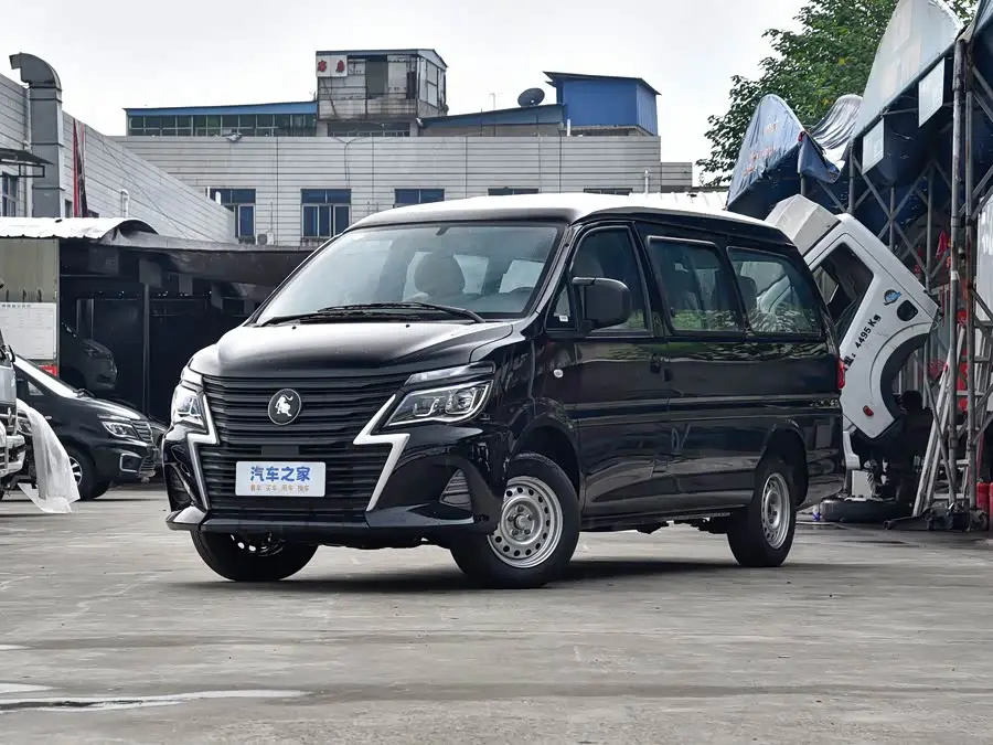 Dongfeng Forthing Lingzhi M5 2025, арт. CN-1965513 — фото 1
