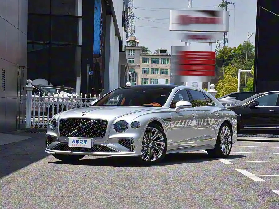 Bentley Flying Spur Hybrid 2026, арт. CN-1966231 — фото 1
