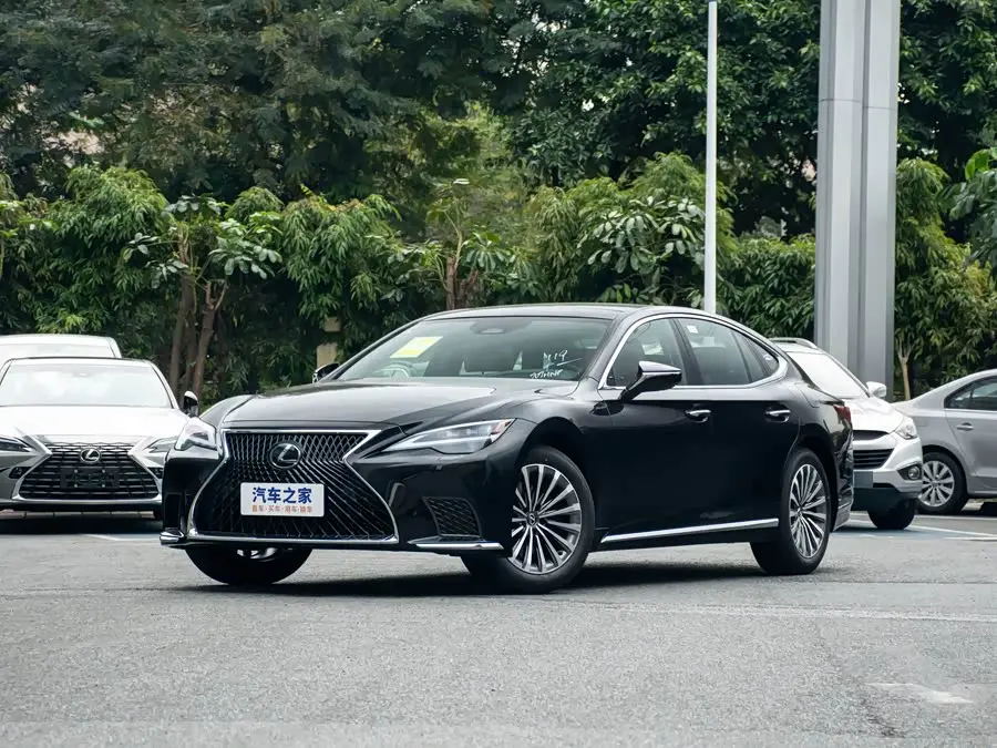 Lexus LS 2024, арт. CN-1967274 — фото 1