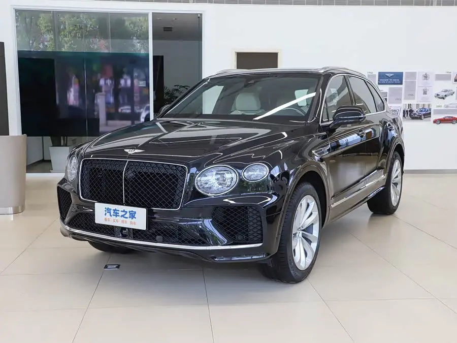 Bentley Bentayga 2026, арт. CN-1967619 — фото 1