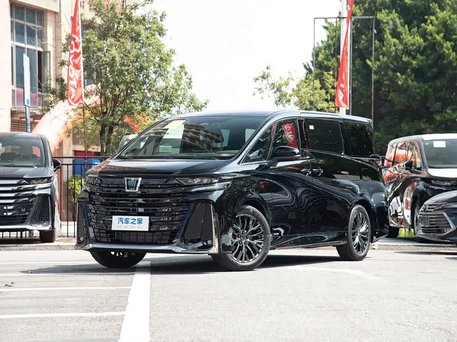 Toyota Vellfire 2025, арт. CN-1968073 — фото 1