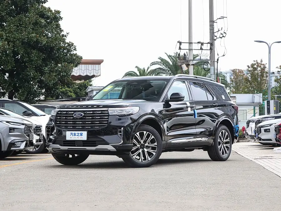 Ford Explorer 2024, арт. CN-1969943 — фото 1