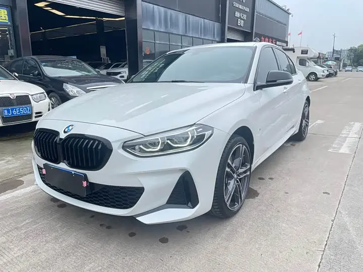 BMW 1 Series 2022, арт. CN-20433 — фото 1