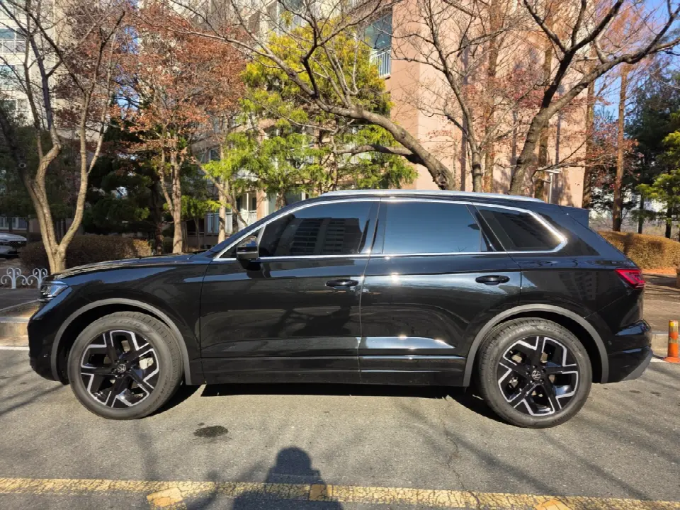 Volkswagen Touareg 2019, арт. KR-2129710 — фото 1