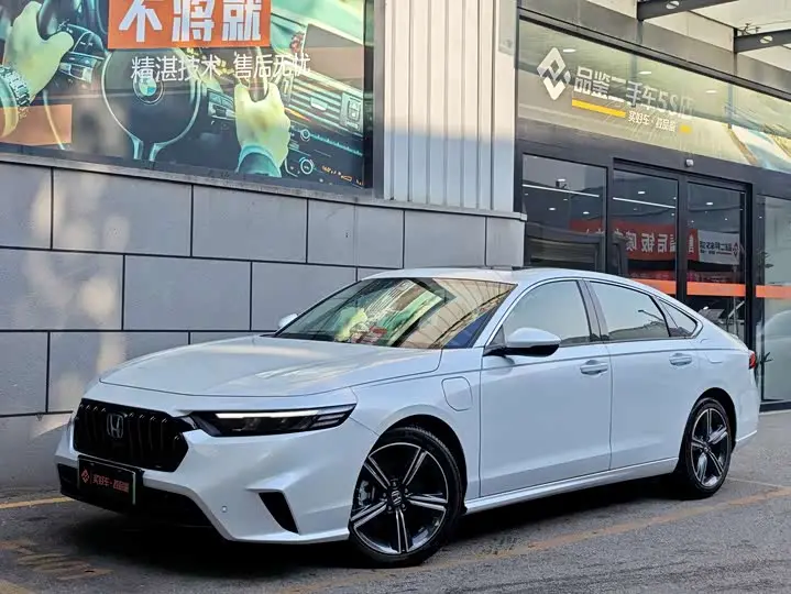 Honda Inspire Hybrid 2023, арт. CN-2196641 — фото 1