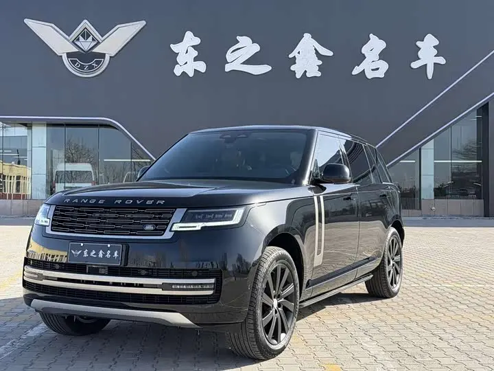 Land Rover Range Rover 2025, арт. CN-2207320 — фото 1