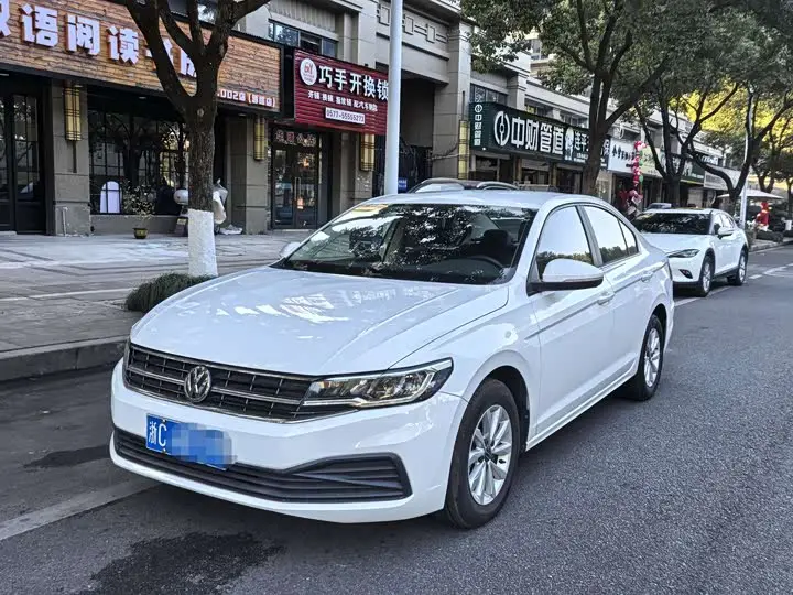 Volkswagen Bora 2021, арт. CN-2212755 — фото 1