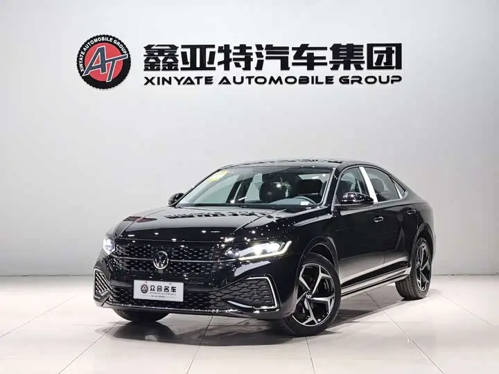 Volkswagen Passat 2025, арт. CN-2249408 — фото 1