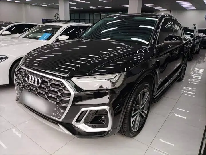 Audi Q5L 2022, арт. CN-2260669 — фото 1