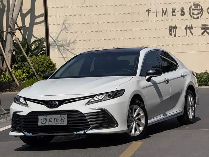 Toyota Camry 2023, арт. CN-2301170 — фото 1
