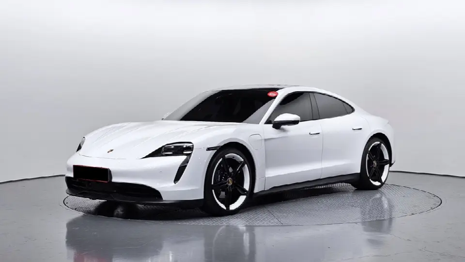 Porsche Taycan 2020, арт. KR-2314613 — фото 1